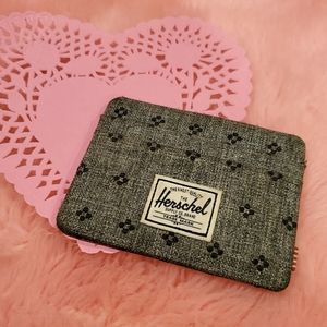 Hershel card holder